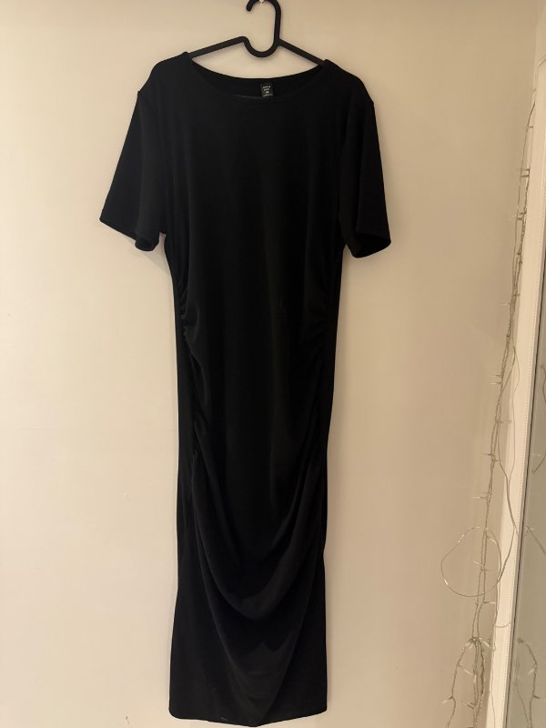 Stutterma síðkjóll