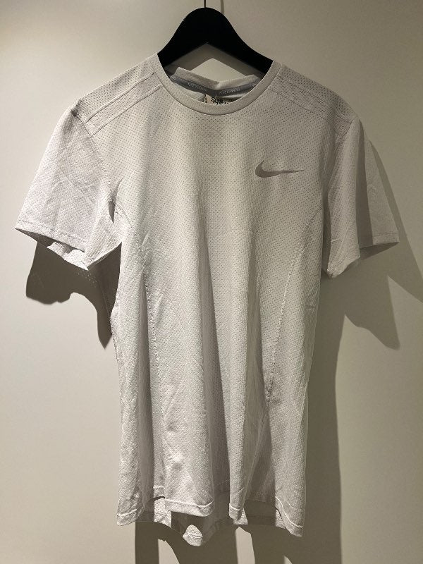 Nike bolur hvítur