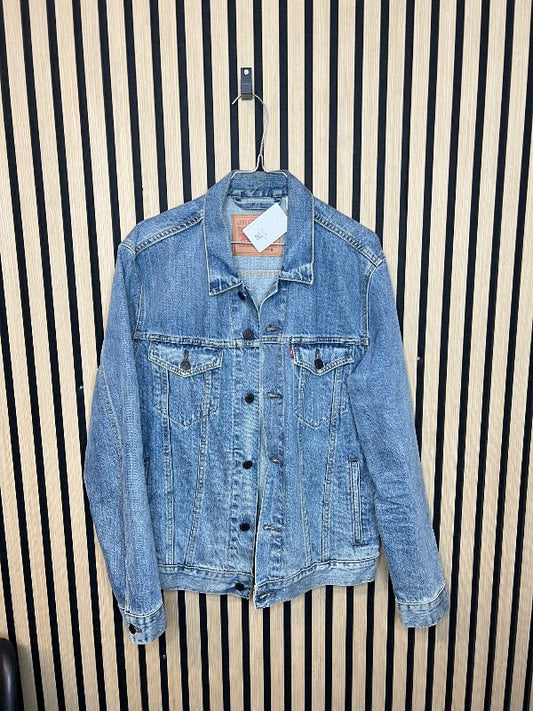 Levi’s gallajakki