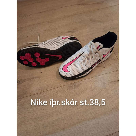 Nike iþrottaskor