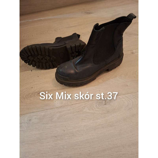 Six mix skór