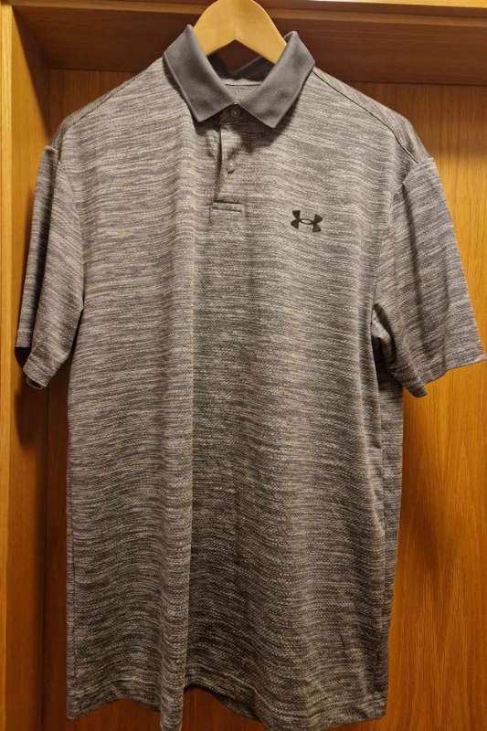 Ljósgrár UNDER ARMOUR