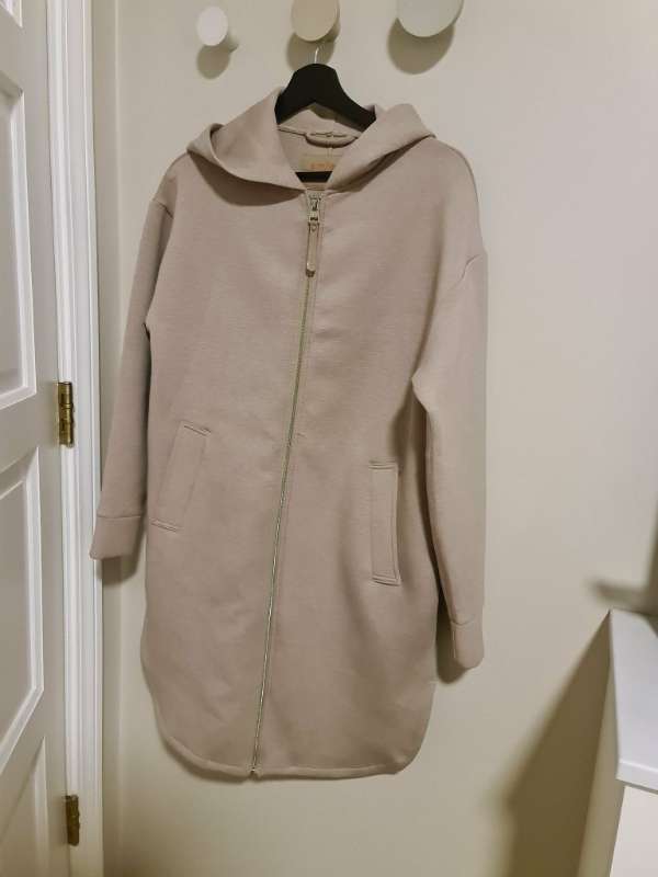 Peysa beige