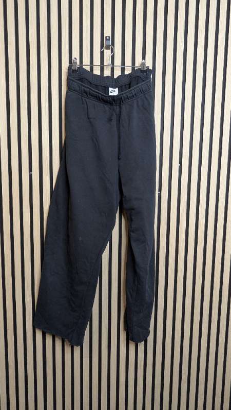 Nike Joggingbuxur beinar svartar