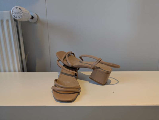 HM Sandals Nude - Size 40