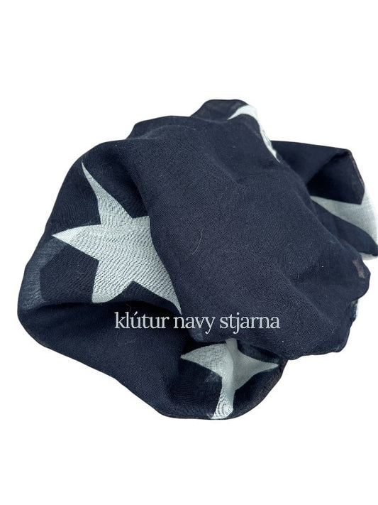 klútur navy star