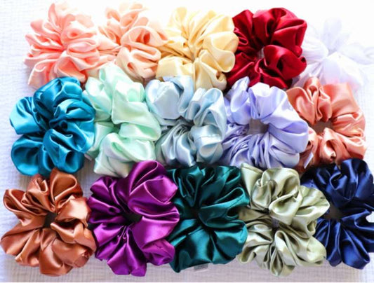 Satin scrunchie x 3