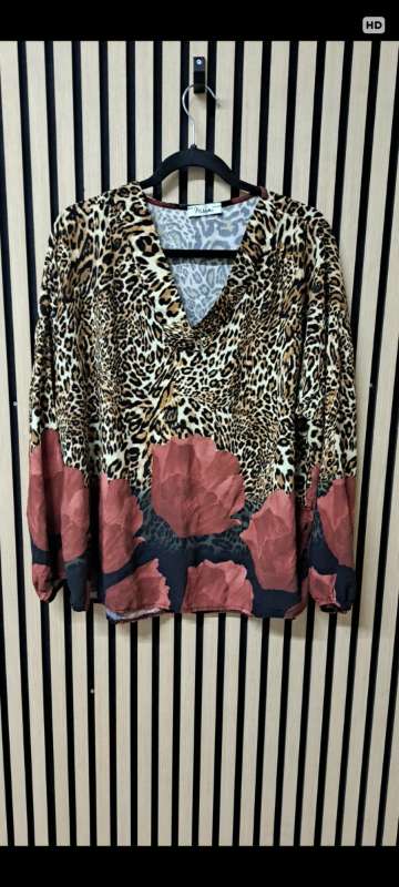 *K Blússa heil Misumi