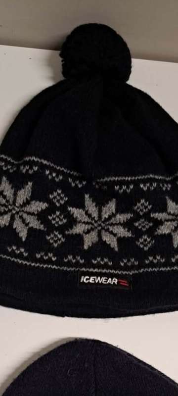 Húfa sv mynstur ICEWEAR