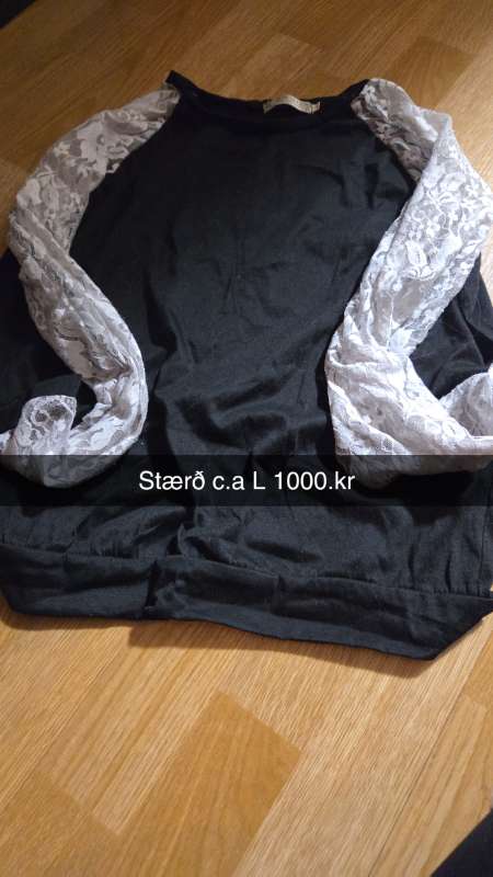 Bolur með blúnduermum