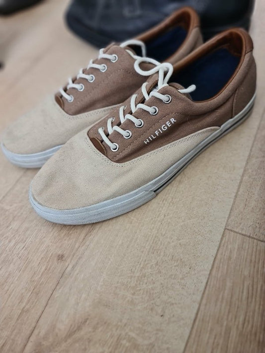 Tommy Hilfiger ljósir