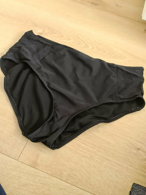 Bikini buxur