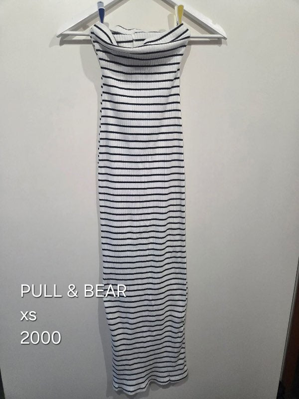 Kjóll Pull&Bear