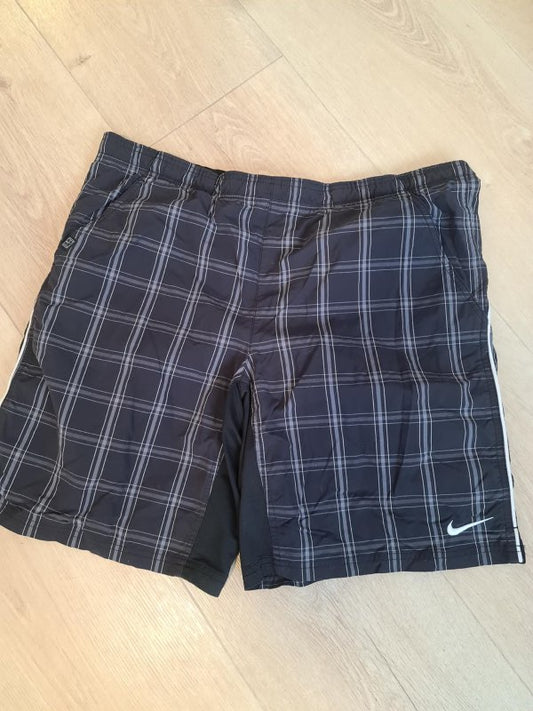 Nike stuttbuxur herra
