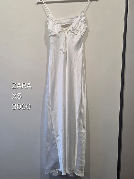 Kjóll Zara