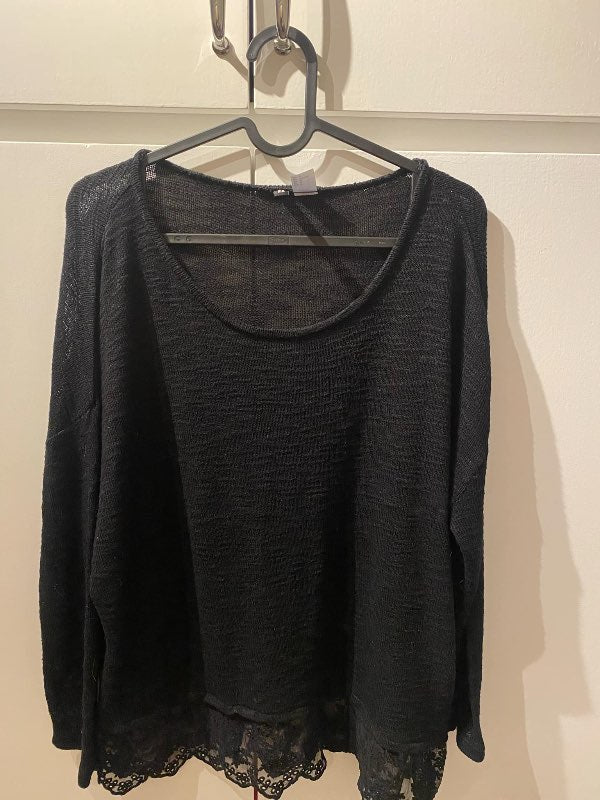H&M peysa