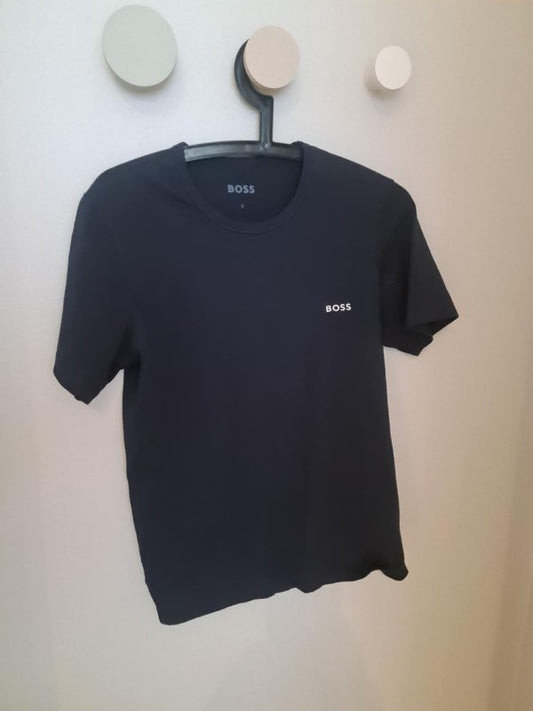 Boss blár