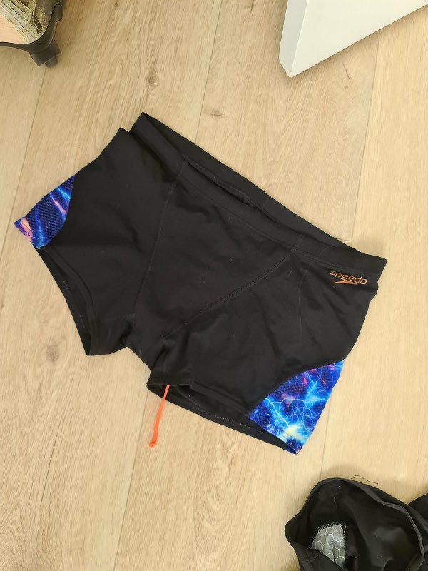 Speedo blá