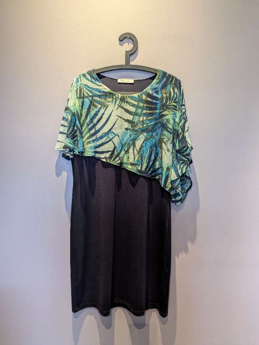 dökkblár kjóll með slá