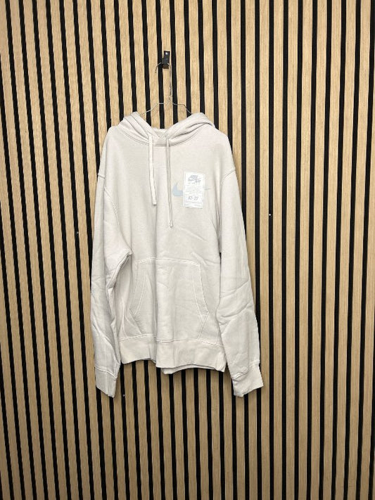 Nike hettupeysa