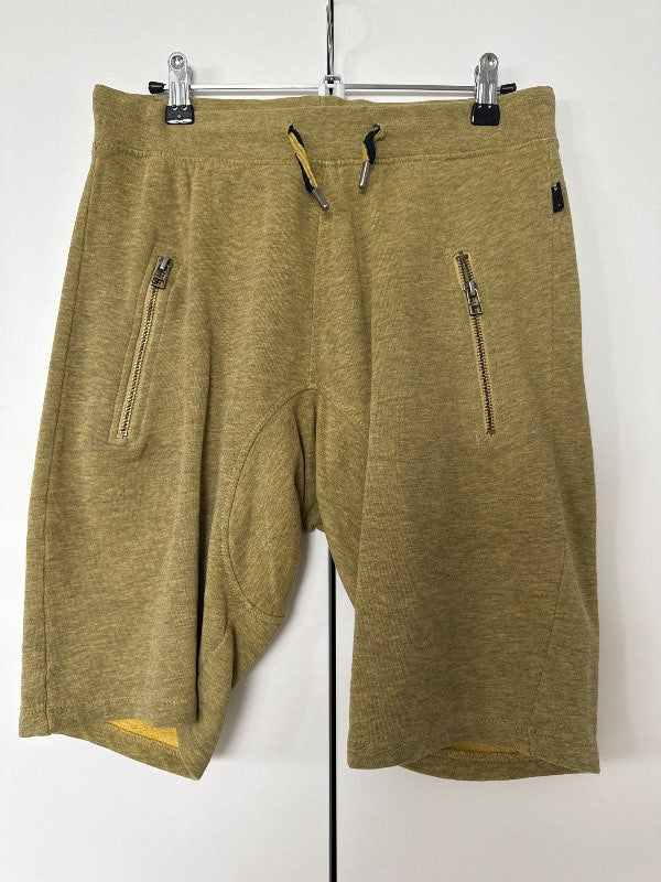 Stuttbuxur Molo