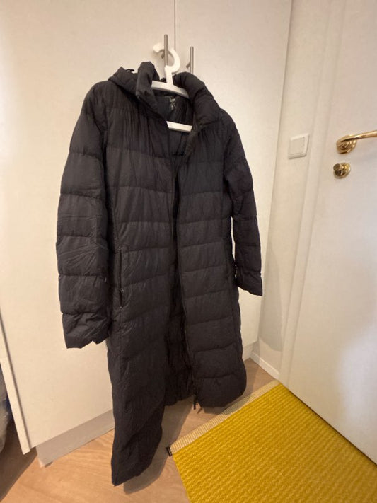 Dúnúlpa létt - svört Uniqlo