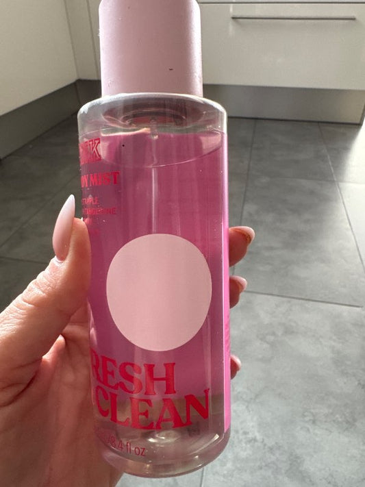 Pink sprey