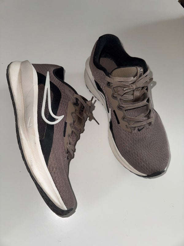 Nike downshifter 11 brúnir
