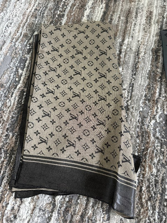 LV scarf brown