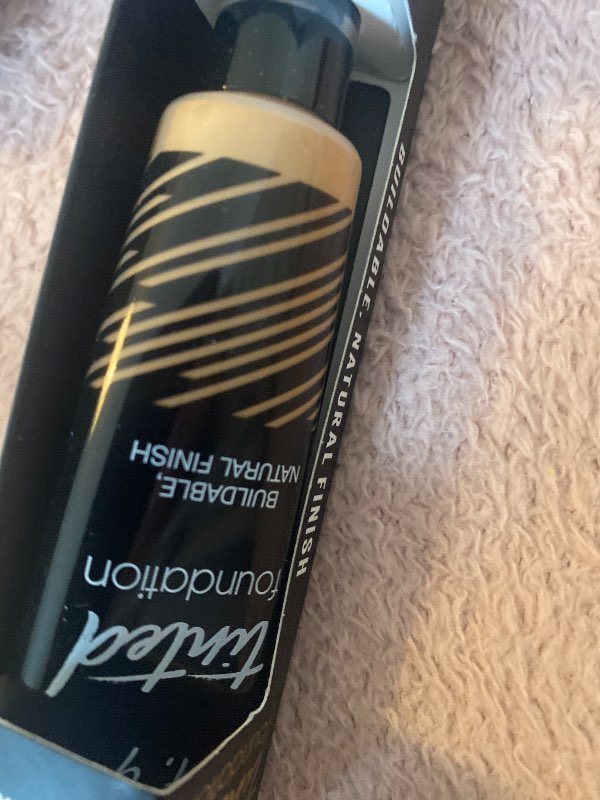 Tinted foundation