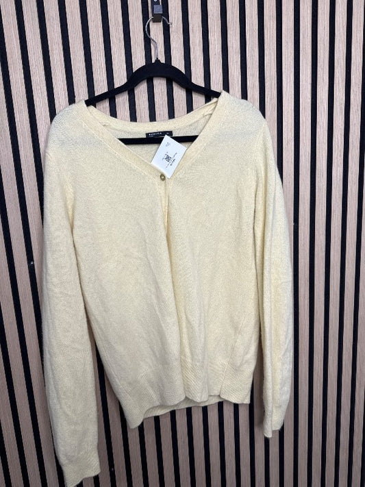 Reserved 100% wool yellow sweater