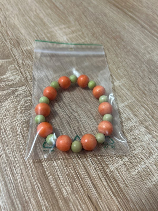 Armband tréperlur