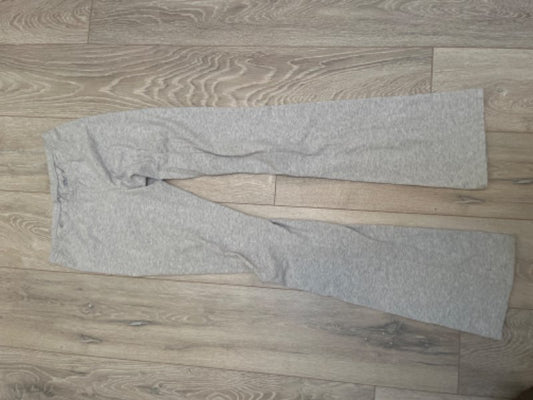 Brandy Melville cozy buxur gráar