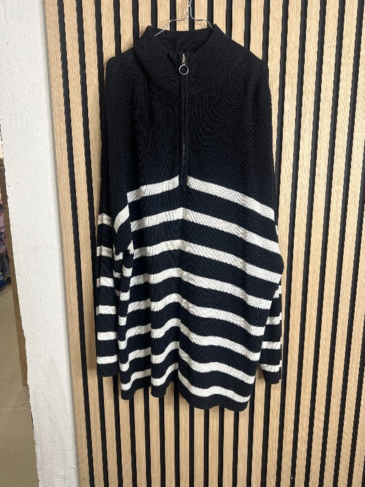 Röndótt peysa m kraga