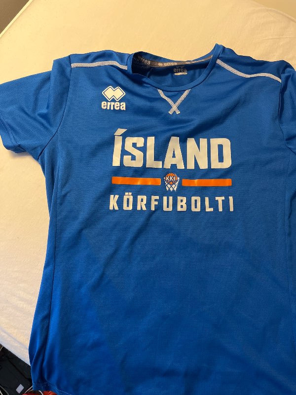 Körfubolti treyja. Ísland