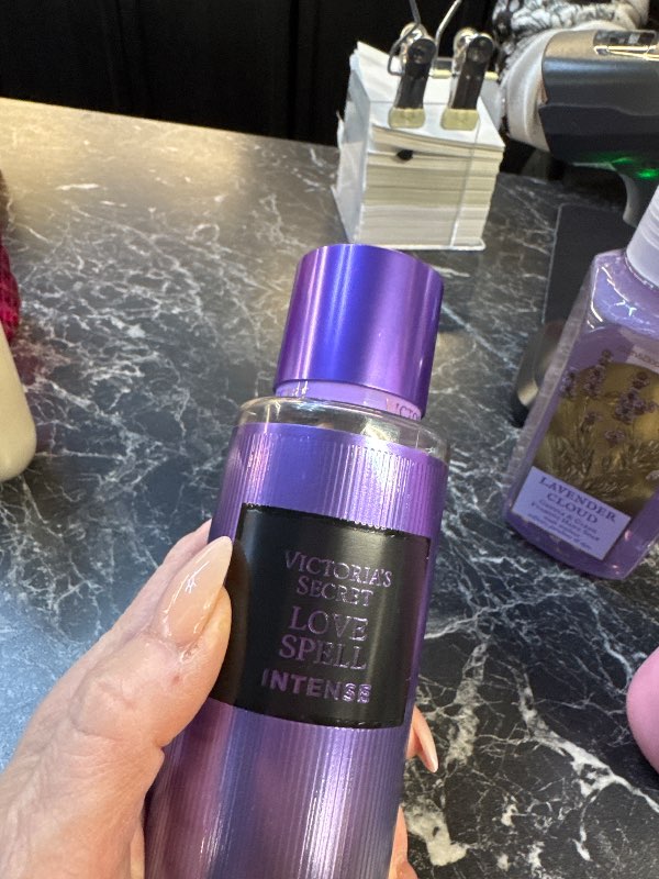 Love spell sprey