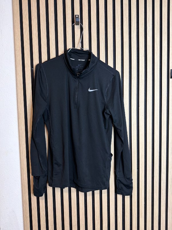 Nike hlaupapeysa