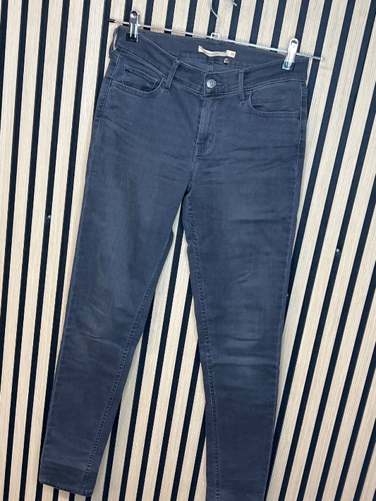 Levi’s 710 SupsK sv.