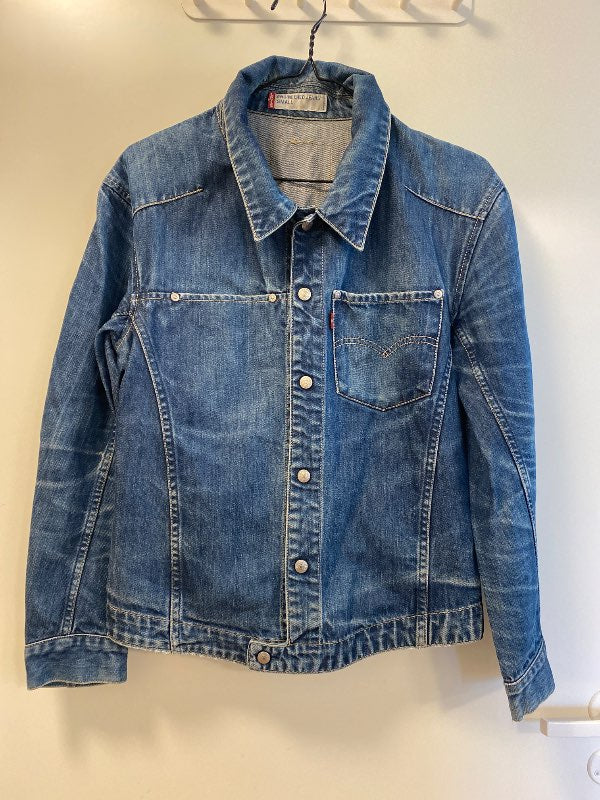 Levi’s gallajakki