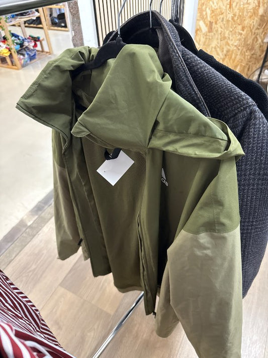 Adidas wind rain jakki