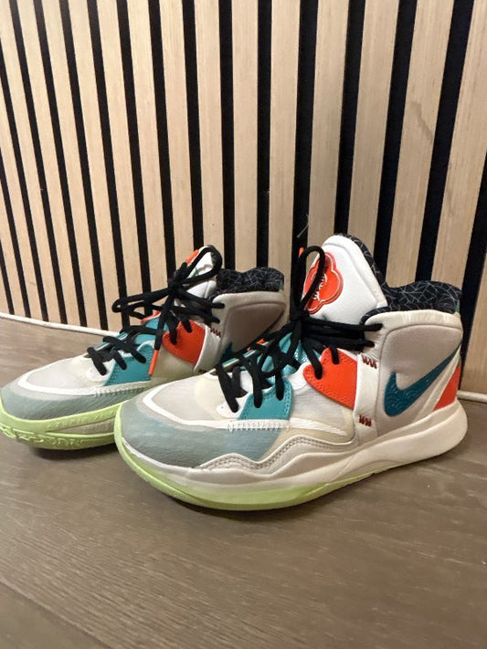 Kyrie nike körfuboltsskór