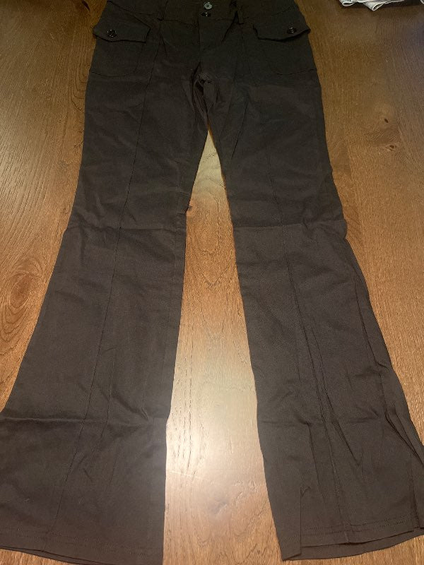 Svartar bootcut buxur