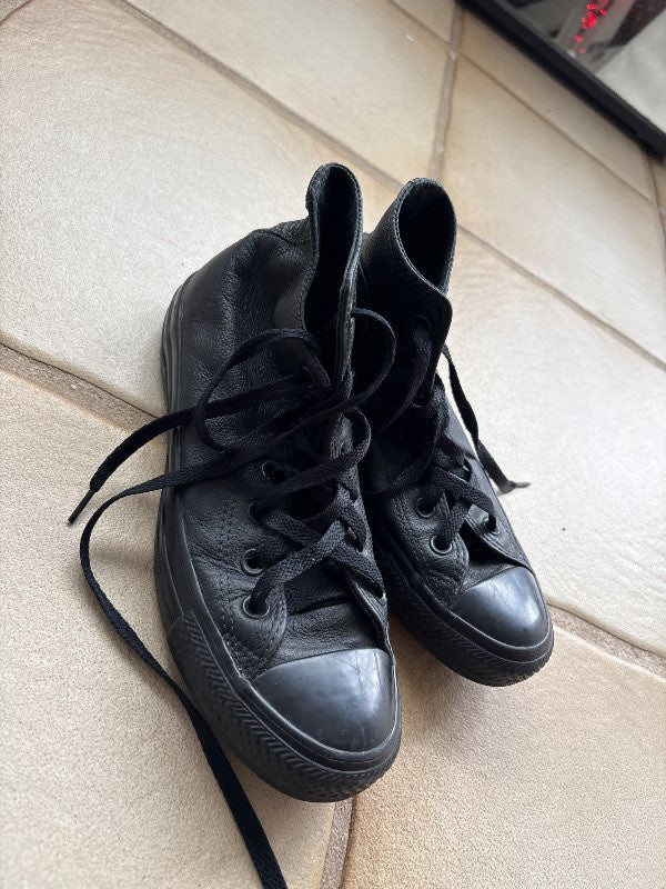 Skór svartir Converse