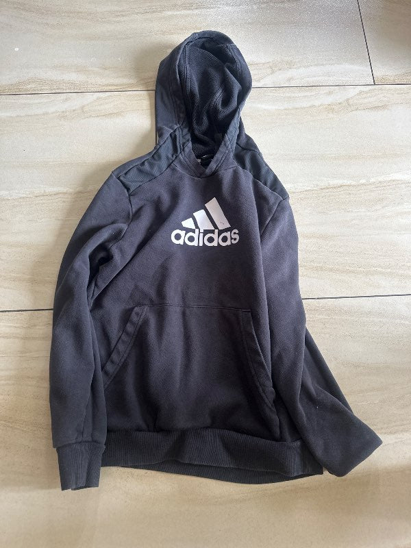 Adidas hettupeysa