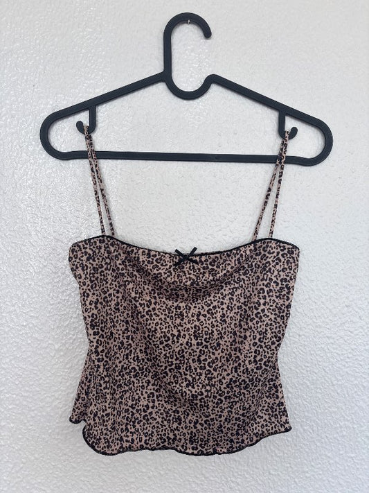 Bershka lepoard toppur - E
