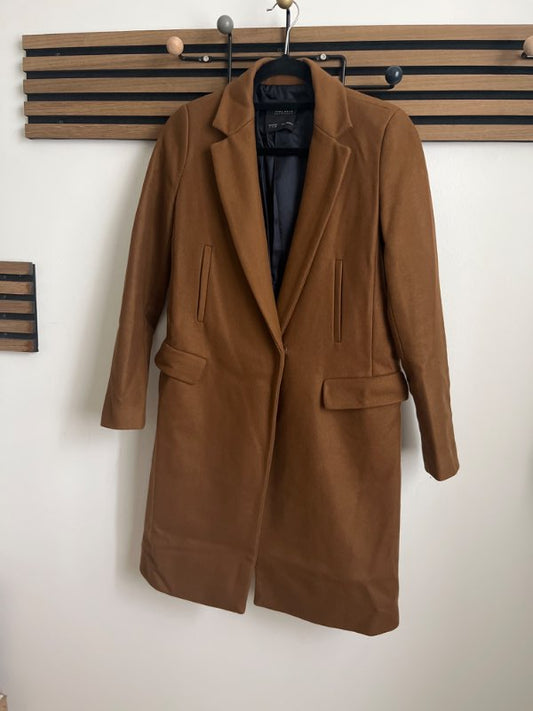 Zara kápa brún st small
