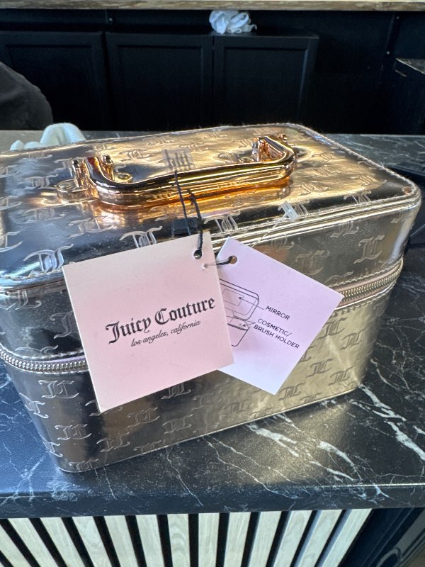 Juciy Couture rose gold taska