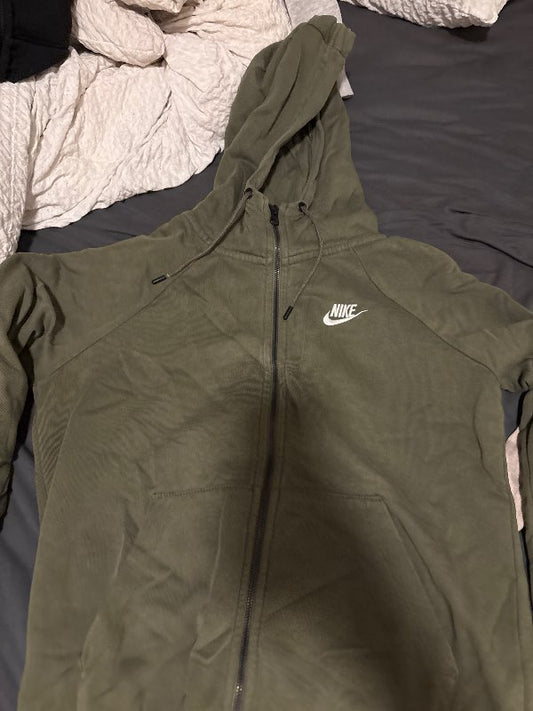 Nike græn peysa