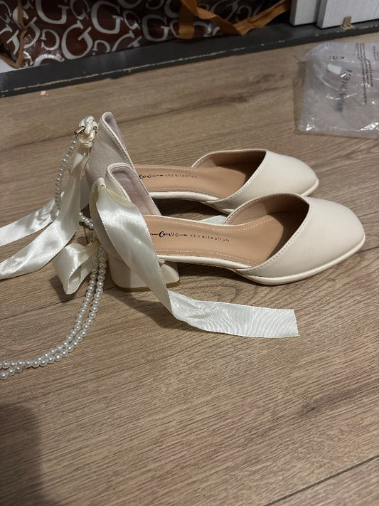 sandal