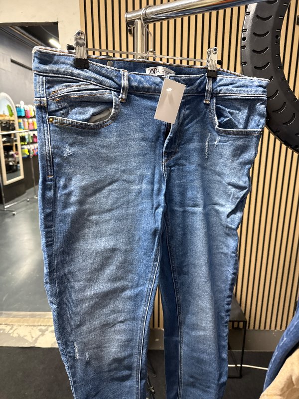 Zara jeans light blue